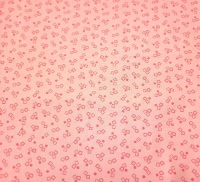 22" P&B Textiles Bear Essentials 4 Tonal Pink Box Blender - Image 1 of 3