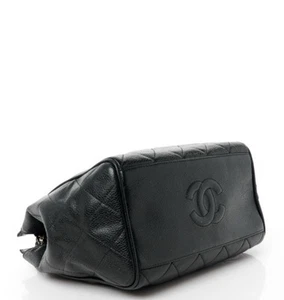 Caviar Quilted Shoulder Bag Black - Picture 1 of 12