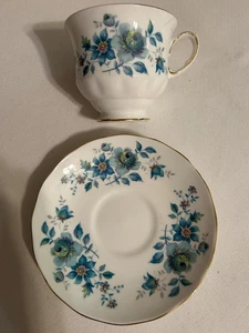 Queen Anne Bone China Tea Cup & Saucer-full size-blue floral - Picture 1 of 3