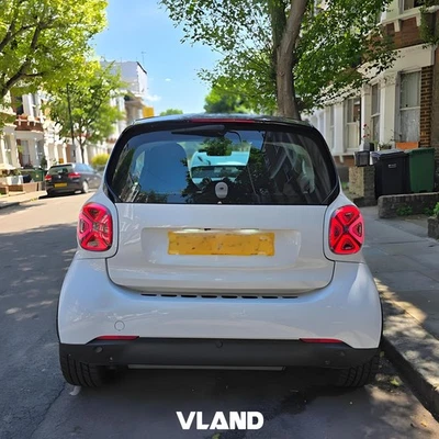 Pair VLAND LED Tail Lights For 2015-2019 Mercedez Benz Smart 453 Fortwo Forfour - Image 1 of 4