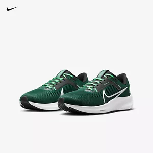 Nike Air Zoom Pegasus 40 Liverpool FC Green Running Shoes FN5024-300 Men Size 6 - Picture 1 of 8