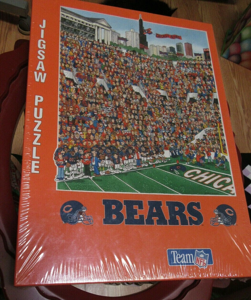 Vintage 1994 Chicago Bears Team NFL Fandemonium 500 Pc. Jigsaw Puzzle