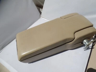 MERCEDES-BENZ W124 1985-96 CONVERTIBLE VAGÓN SEDÁN CUPÉ REPOSABRAZOS DELANTERO CENTRAL BRONCEADO Foto 1 de 4