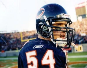 DB628 Brian Urlacher Chicago Bears 8x10 11x14 16x20 Photo - Picture 1 of 1