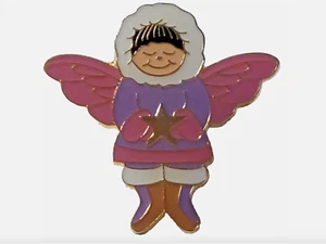 Eskimo Mädchen lächelndes Kind Engel mit Stern Anstecknadel Weste Hut Alaskan Vintage - Bild 1 von 5