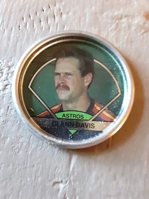 1990 Topps Coins Baseball Card #45 Glenn Davis - Image 1 of 2