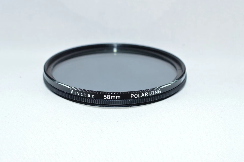 Vivitar 58 mm Polarizing "Thin" Screw-In Filter Made in Japan. (V-163) - Image 1 of 3