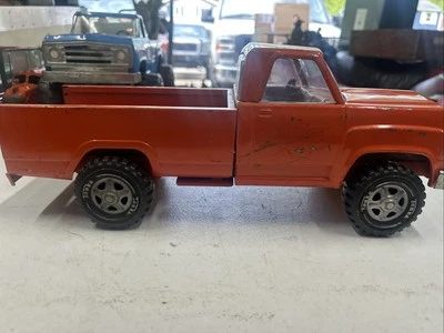 Vintage Pressed Steel Orange TONKA AA Wrecker Service Toy Tow Truck PARTS - Image 1 of 4