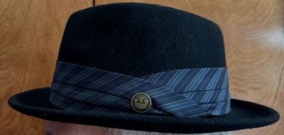 Sombrero de lana Goorin Bros Fedora para hombre mediano negro con bandas azules Foto 1 de 4