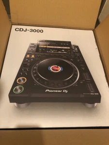 Pioneer DJ CDJ-3000 Professional DJ Controller NEW Fast Shipping!! - Afbeelding 1 van 12