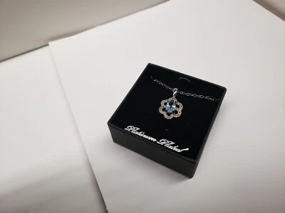  Colgante chapado en rodio sobre latón aguamarina y circonita blanca Foto 1 de 4