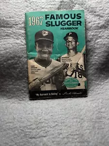 VINTAGE BOOKLET 1967 FAMOUS SLUGGER YEARBOOK FRANK ROBINSON, MATED ALOU - Picture 1 of 4