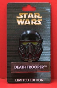Star Wars Helm Death Trooper Disney Pin LE mit Originalrücken 2020 Neu - Bild 1 von 4