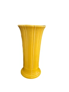 Fiesta Ware Daffodil 8" Small Vase - Picture 1 of 4
