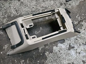VW CORRADO VR6 STORM BEIGE HAND GEAR SURROUND CENTRE CONSOLE - Picture 1 of 5