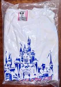 Vtg Disneyland 40th T-Shirt 1990's Mickey Mouse Designs Medium New NWT Deadstock - Picture 1 of 4