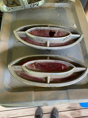 Oldsmobile Olds 88 98 Starfire 1962 juego de luces traseras 62 diestro izquierda par Foto 1 de 4