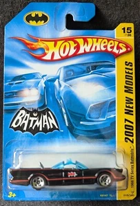 2007 Hot Wheels #15 New Models 15/36 TV Batmobile Black w/Chrome 5 Spokes - Picture 1 of 2