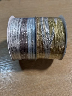 Place & Time 2 juegos de cinta navideña JoAnn de 1/8 pulgadas 3 colores por carrete Foto 1 de 4