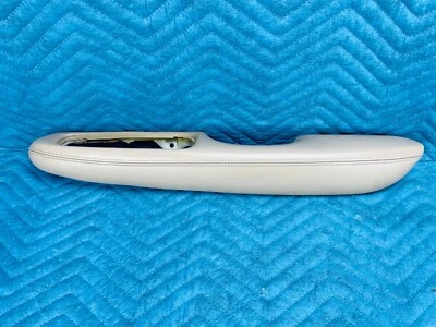 Lexus LS400 Front Passenger Door Armrest Ivory:LF03 1998 1999 2000 OEM - Image 1 of 4