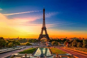 3 notti a Parigi 7-10 settembre 2022 per mancato viaggio. Vedi descrizione. - Foto 1 di 1