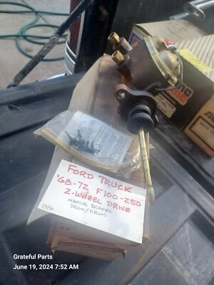 NOS Rebuilt Master Cylinder 1968-72 Ford F100 F250 2wd Drum Brakes - Image 1 of 4