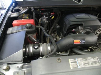 Kit de entrada de ar K&N CARB FIPK para 2007-2008 Silverado Sierra 5.3L 4.8L 6.0L 6.2L  - Imagem 1 de 4