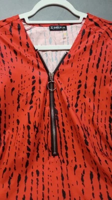 Top Sheilay Rojo Mangas Cortas 3XL Cremallera Rojo y Negro Foto 1 de 4