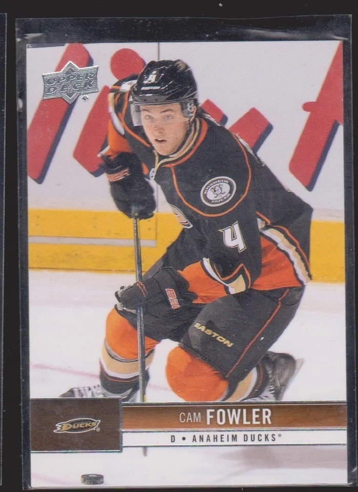 Anaheim Ducks Cards Inserts Vintage Rookies Collection - Image 1 of 1