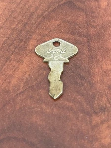 Vintage Antique Model T Ford Ignition Key #61 Brass Car Original - Picture 1 of 4