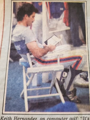 1986 Mets News Article Bergen Record Mets Relaxing in the Clubhouse - Image 1 of 3