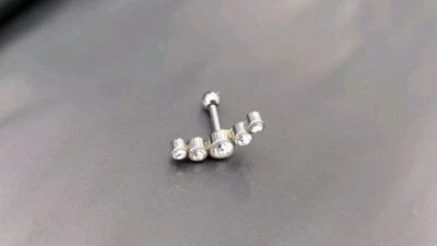 Helix Titan G23 Piercing Stecker - Bild 1 von 3