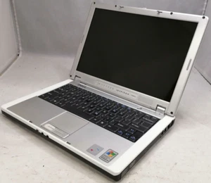 FOR PARTS 12.1" Dell Inspiron 700M (Pentium M/1.6 GHz/NO RAM/NO HDD) - Picture 1 of 4
