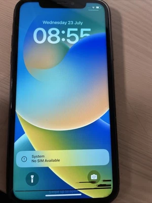 iPhone Xr Faulty * Please Read Description * W30-cd15 - Image 1 of 2