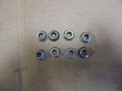 1985 Kawasaki ZN700 LTD700 porcas de cabeçalho de escape OEM fabricante de equipamento original (conjunto 8) - Imagem 1 de 4