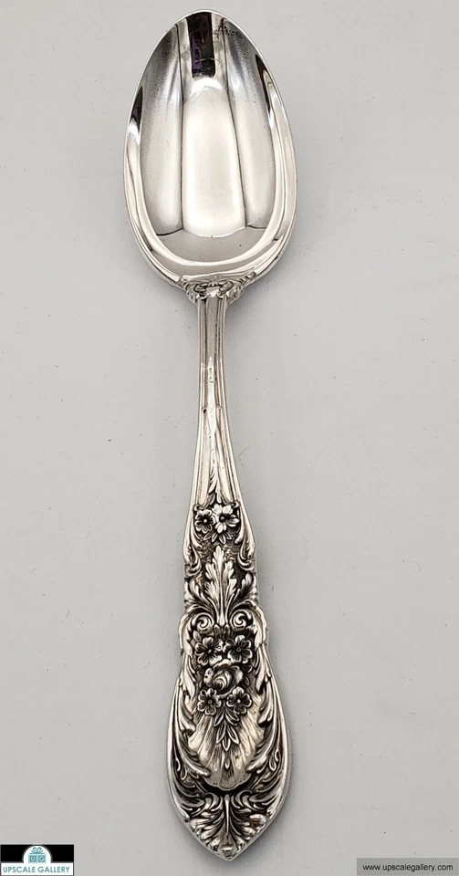 Cucharadita Tuttle Richelieu de plata de ley 6" Foto 1 de 1