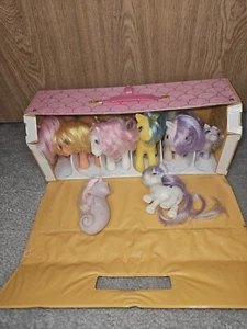 Vintage 1984 My Little Pony Lot Of 8 With Carry Case - Picture 1 of 21