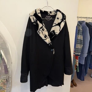 80s Art Deco Faces Print Faux Fur Collar/Wool Cocoon Coat Donnybrook Rihanna S-L - Picture 1 of 10