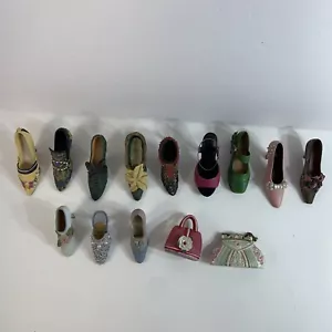 Set scarpe e borsette in miniatura vintage da collezione 14 pezzi - Foto 1 di 10