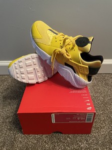 nike huarache mens yellow