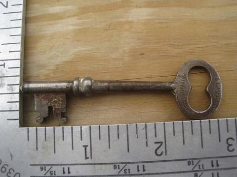 r e Russel ErvIn Door Mortise Lock signed Skeleton key # 24 Cover