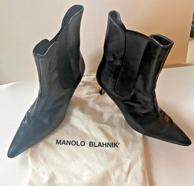Manolo Blahnik Botines Negros Talla 41/ EE. UU. 10 Cuero de becerro Tacón Punta Foto 1 de 4
