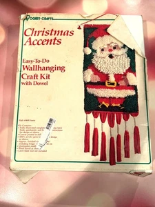 Vintage Vogart Crafts Christmas Accents Wallhanging Kit – Santa Design – Style # - Picture 1 of 7