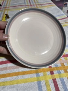 Set of 4 Pfaltzgraff AURA PINK Pattern 7" Salad Plates - Picture 1 of 4