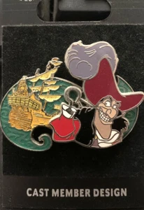 DLR - Create-A-Pin - Captain Hook Schiff Glitzer Peter Pan Disney Pin - Bild 1 von 1