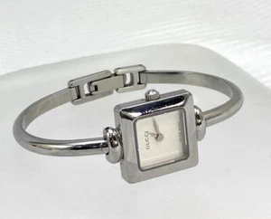 Orologio Gucci 1900L 18mm Donna Argento Testato Funzionante - Foto 1 di 5