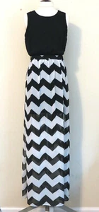 Heart Soul Juniors XS Maxi Dress Long Sleeveless Black White Herringbone pattern - Picture 1 of 5