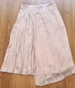 VINCE Pleated Crinkle Midi Length Summer Skirt in Nude Flesh Sheen Size Medium - Picture 1 of 8
