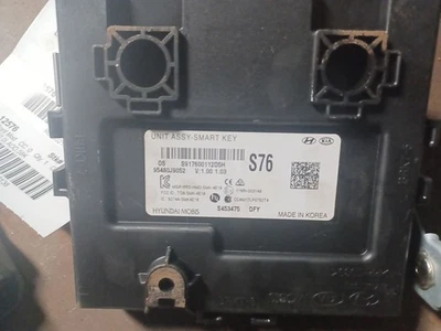 Chassis ECM Theft-locking Keyless Ignition Smart Key Fits 18-20 KONA 2602138 - Image 1 of 4