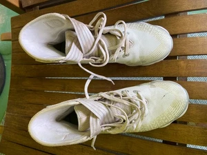 Under Armour Jugend Stollen Fußball Größe 6 off white gras markiert - Bild 1 von 4
